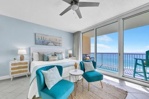Beachfront Studio #709 at Majestic photo 2