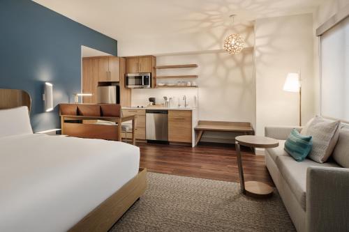 Element by Marriott Pooler Savannah Airport - image 2