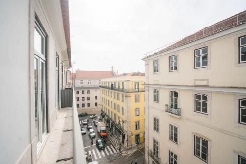 Luxury Condo Lisbon City Center - image 13