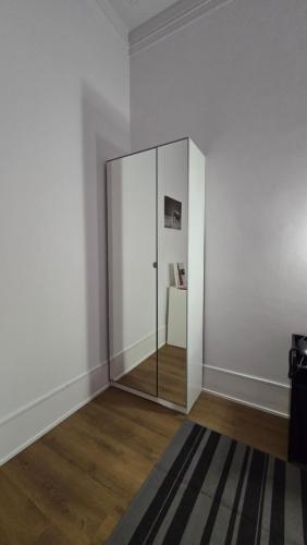 Cenário Catita Hostel – Lisbon, NY