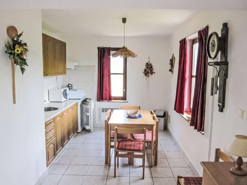 Holiday Home Green Valley Park Stárkov 4 by Interhome (Holiday Home Green Valley Park Starkov 4 by Interhome) in Stárkov