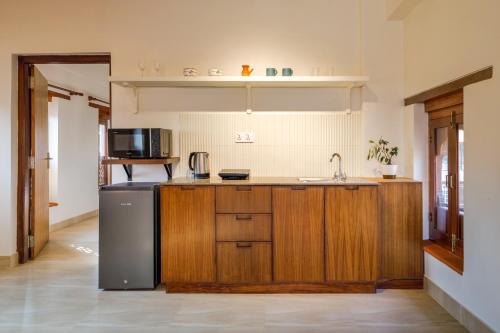 One-Bedroom Apartment with Terrace