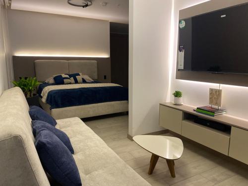 Amplio estudio con balcón en zona exclusiva