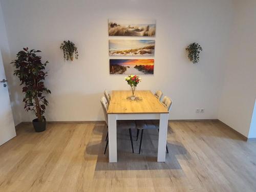 Apartment Ferienapartment Aue by Interhome in 霍爾內堡