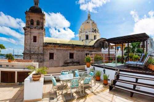 Luxury 5 Bedroom House in the Old City