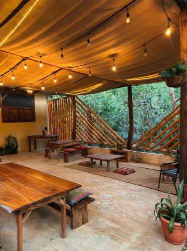 Koplietošanas atpūtas telpa ar TV, Alya Jungle Casitas in San Juanillo