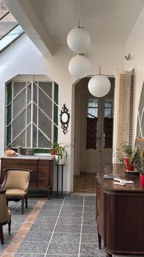 Amorrortu's House - Spacious House Meters Away from Palermo in Colegiales