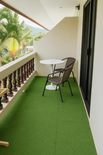 room detail thumbnail 1