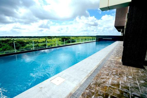 Kolam renang, Elijah Hotel Dasmarinas City Cavite in Cavite