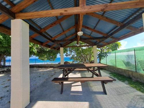 Garden, Fare Pitate in Manihi