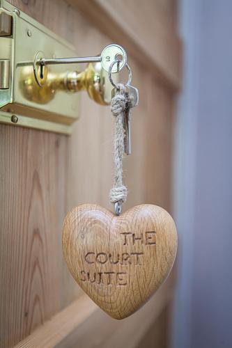 Stoodleigh Court Coach House B & B - image 9