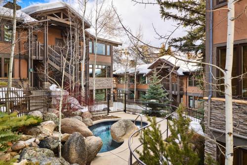 Aspenwood - CoralTree Residence Collection in Snowmass Village, USA