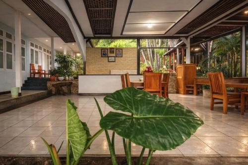 Lobby, Bajo Hotel in Labuan Bajo
