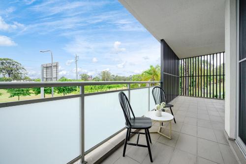 Liverpool 2Br 6ppl near Train Shopping Hospital in Warwick Farm