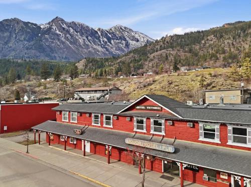 . Lillooet Hotel Victoria