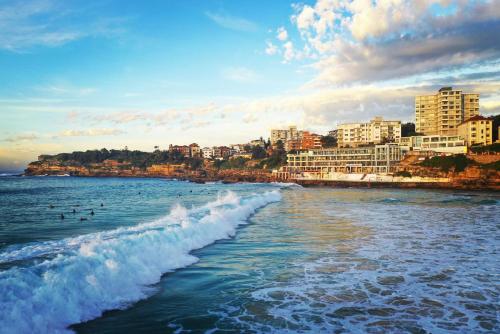Beach, House Banarung Coastal Residence in Rose Bay