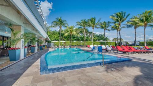 Miami Beachfront Bentley Hotel One Bedroom Suite with Balcony in Miami Beach, USA