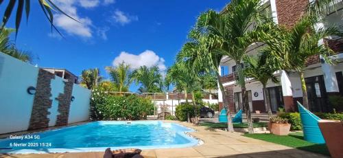 Le Binome, Grand Baie