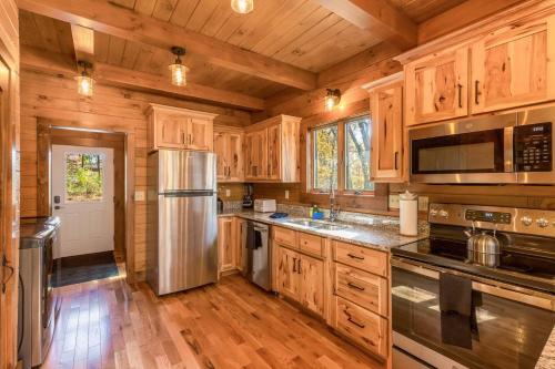 Kitchen, Whiskey Ridge in New Plymouth (OH)