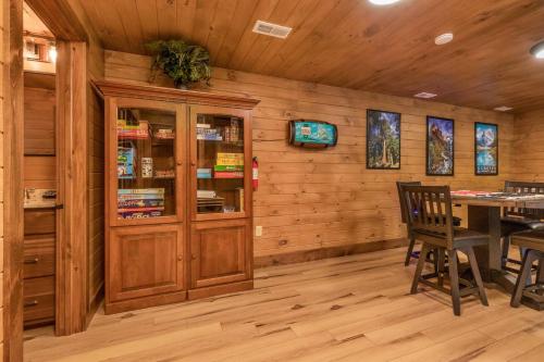 Recreational facilities, Whiskey Ridge in New Plymouth (OH)