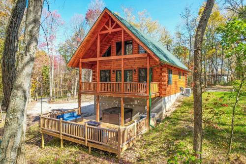 Exterior view, Whiskey Ridge in New Plymouth (OH)