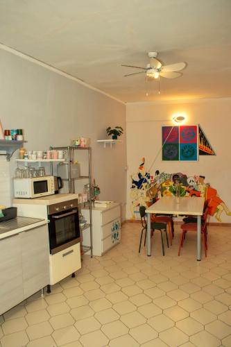 Naples Pizza Hostel near Museo Cappella Sansevero