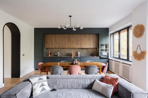Sunlit Parisian Home with Balcony and Open Views