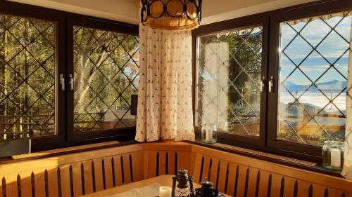 Vacation home near Gretschitz with beautiful panorama in Eberstein