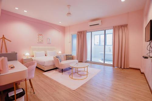 room detail thumbnail 0
