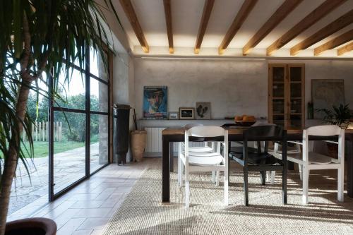 外部景觀, House With Pool Surrounded By Nature Near Girona in 比拉德穆爾斯