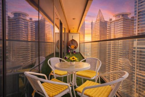 2BR Burj Khalifa and Sea View Apartments in Paramount Hotel Midtown, Dubaï (photo 4)