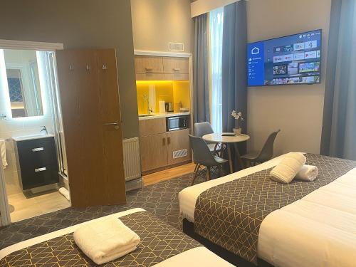 The Suites - St Pancras Hotel Group - image 10