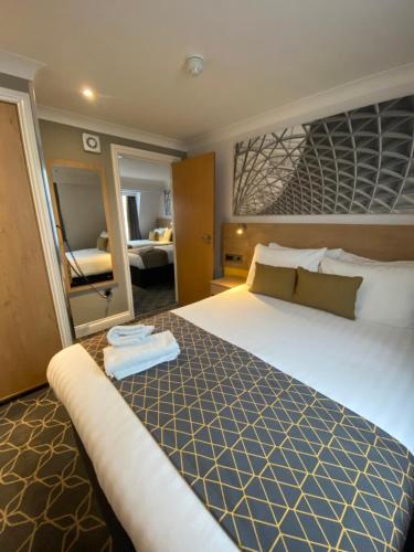 The Suites - St Pancras Hotel Group - image 9