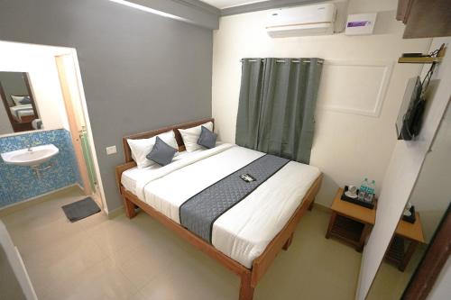 BLESSINGS SELECT DLF in Poonamallee