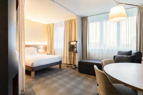 room detail thumbnail 0