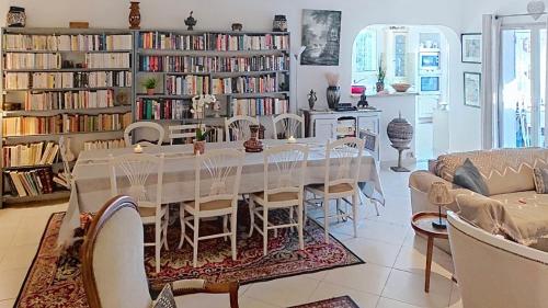Villa Romaquenti, Trans en Provence 137m2, 5 lits double, 10 personnes, piscine, terrain petanque, j in Draguignan