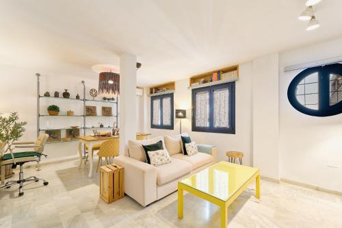 Pries Homes - Urban Loft Malagueta, Malaga