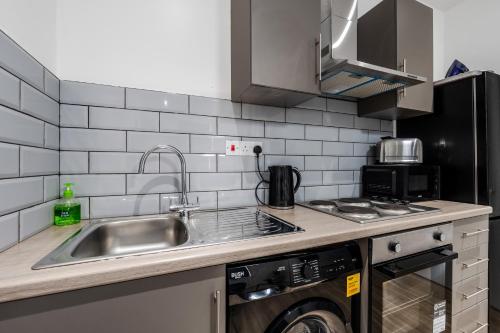 Near LFC & City Budget LongTerm Free Parking, Liverpool (fotografie 10)