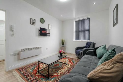 Near LFC & City Budget LongTerm Free Parking, Liverpool (fotografie 5)