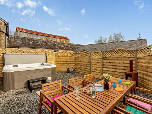 Iekārtas, 3 Bed in Beaworthy oc-wvfco in Clawton