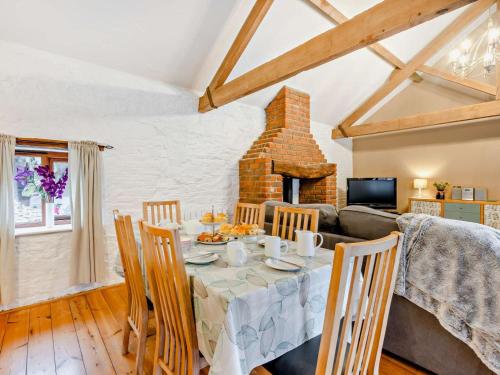 Iekārtas, 3 Bed in Beaworthy oc-wvstc in Clawton
