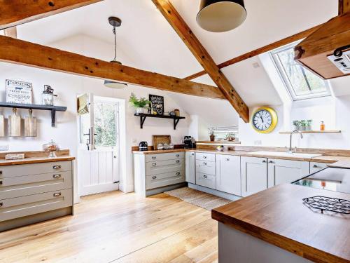 Iekārtas, 4 Bed in Honiton oc-53068 in Plymtree