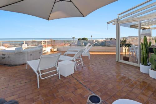 The Rooftop - Jacuzzi - Sea - 180 Terrace - Parking in Les Breguieres