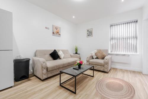 TopFloor Apt LikeHome Long-Term Free Parking, Liverpool (photo 9)