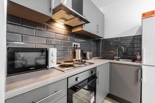 TopFloor Apt LikeHome Long-Term Free Parking, Liverpool (photo 8)