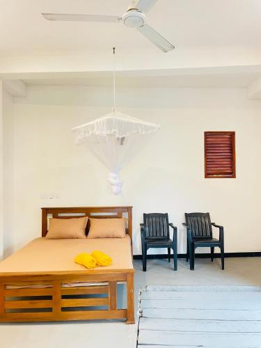 Lakmal Place Surf Beach - image 3