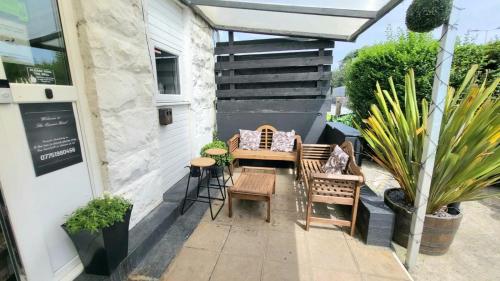 The Queens Hotel Harlech 3