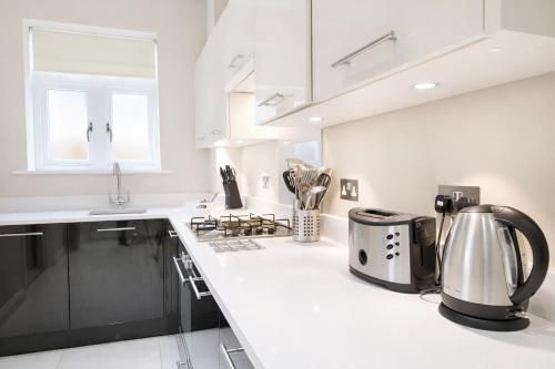 Roomspace Serviced Apartments -Kinnaird Court - image 10