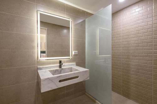 Hazel Spaces in Heliopolis - image 6