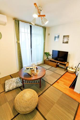 GM3442 Quiet 3-Story Home for 6 near Shinjuku, Tokyo